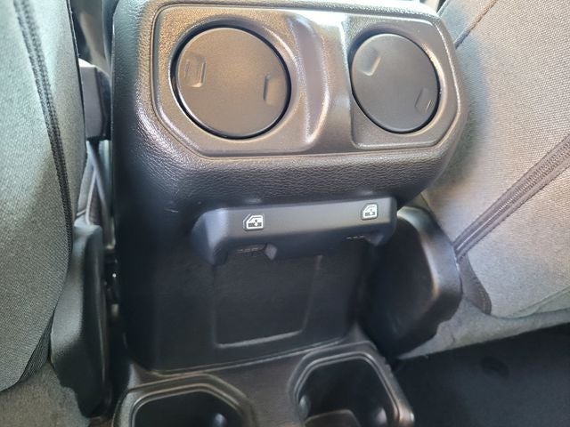 2025 Jeep Wrangler 4-Door Summit 4x4