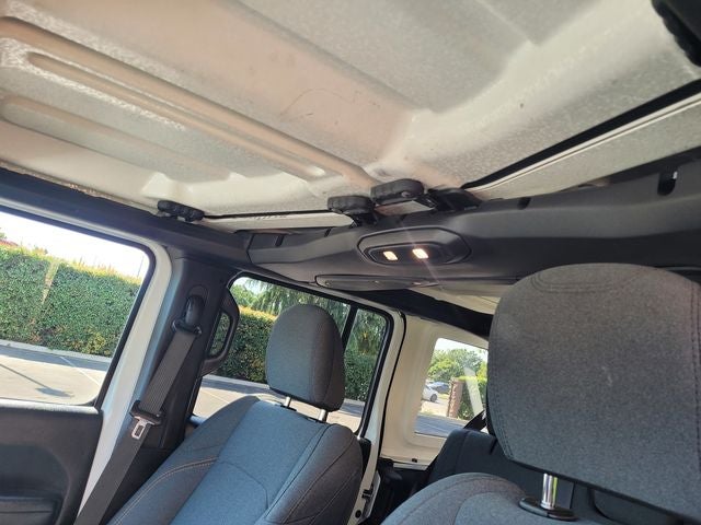 2025 Jeep Wrangler 4-Door Summit 4x4