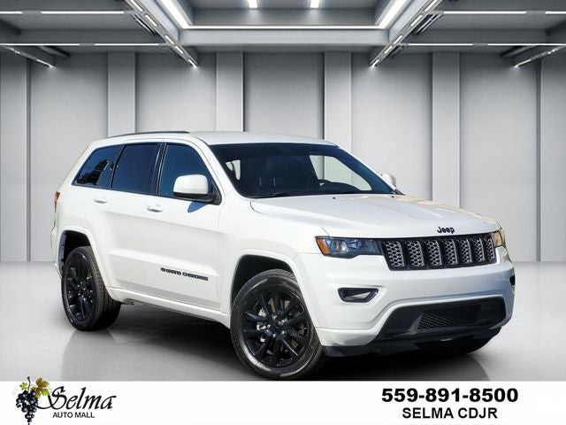 2022 Jeep Grand Cherokee Laredo X 4WD's photo