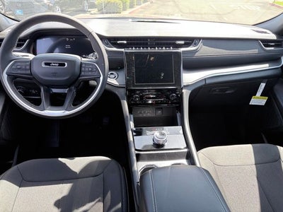 2026 Jeep Grand Cherokee GRAND CHEROKEE LAREDO 4X4