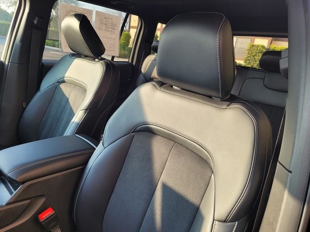 2025 Jeep Grand Cherokee Altitude X 4x4