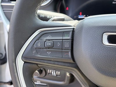 2024 Jeep Grand Cherokee L Laredo 4x4