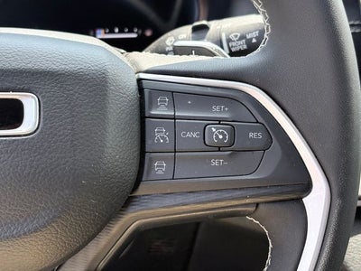 2024 Jeep Grand Cherokee L Laredo 4x4