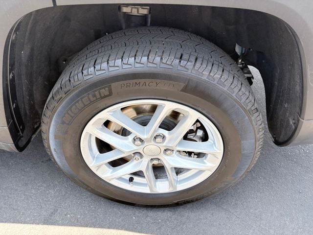 2024 Jeep Grand Cherokee L Laredo 4x4