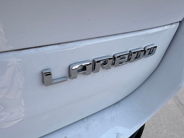 2024 Jeep Grand Cherokee L Laredo 4x4