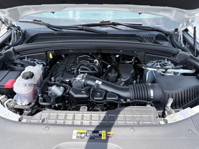 2024 Jeep Grand Cherokee L Laredo 4x4