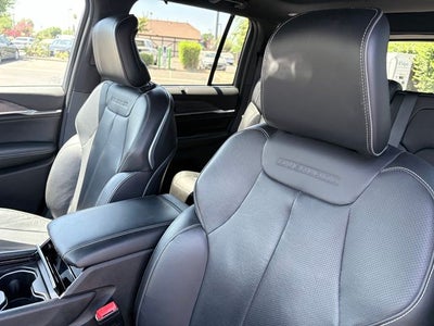 2023 Jeep Grand Cherokee 4xe Overland