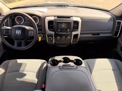 2018 RAM 1500 SLT Quad Cab 4x4 6'4' Box