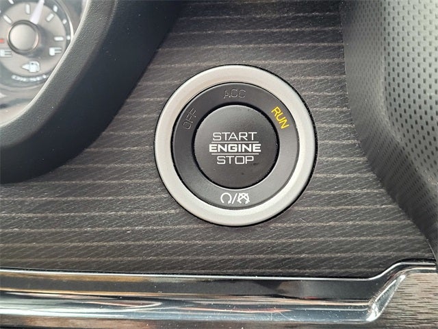 2022 RAM 1500 Limited Crew Cab 4x2 5'7' Box