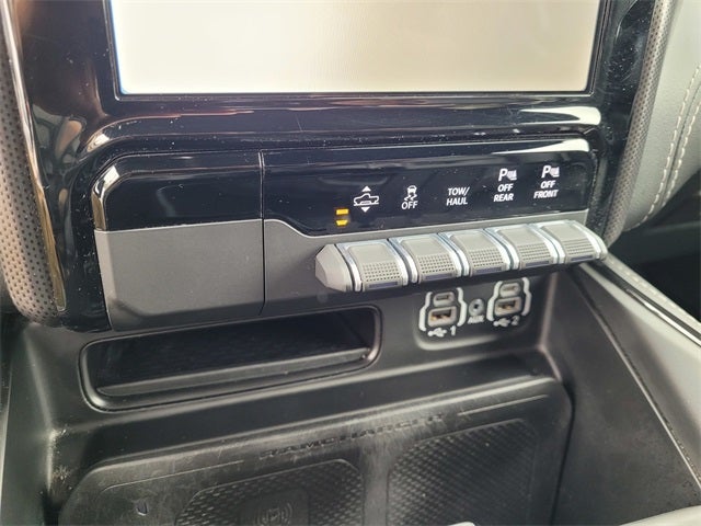 2022 RAM 1500 Limited Crew Cab 4x2 5'7' Box