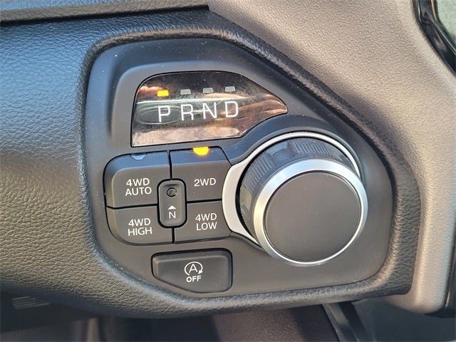 2025 RAM 1500 Big Horn Crew Cab 4x4 5'7' Box