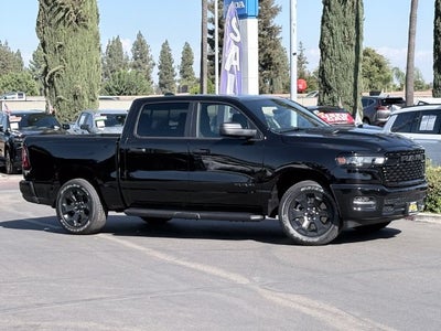 2027 RAM Ram 1500 RAM 1500 EXPRESS CREW CAB 4X4 5'7' BOX