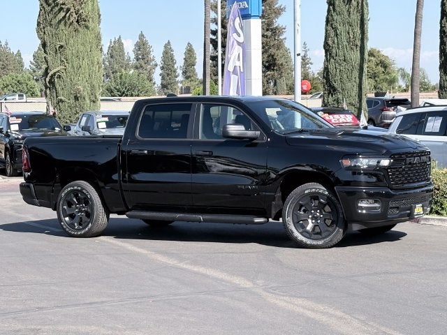 2027 RAM Ram 1500 RAM 1500 EXPRESS CREW CAB 4X4 5'7' BOX