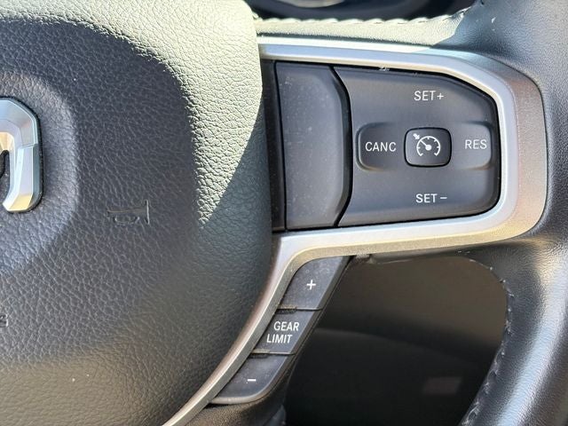 2023 RAM 1500 Big Horn Quad Cab 4x4 6'4' Box