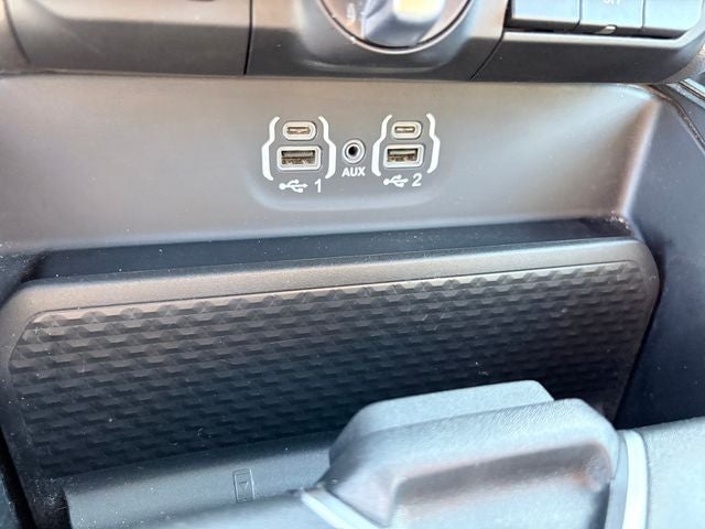 2023 RAM 1500 Big Horn Quad Cab 4x4 6'4' Box