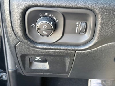 2023 RAM 1500 Big Horn Quad Cab 4x4 6'4' Box