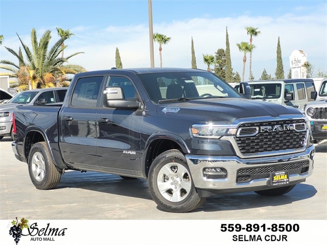 2025 RAM Ram 1500 RAM 1500 BIG HORN CREW CAB 4X4 5'7' BOX