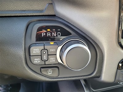 2025 RAM Ram 1500 RAM 1500 BIG HORN CREW CAB 4X4 5'7' BOX