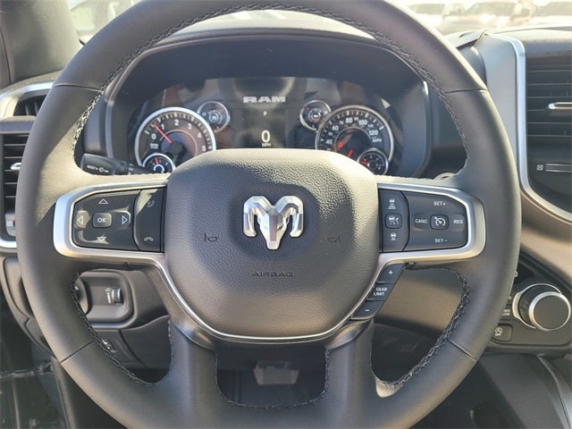 2025 RAM Ram 1500 RAM 1500 BIG HORN CREW CAB 4X4 5'7' BOX