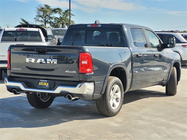 2025 RAM Ram 1500 RAM 1500 BIG HORN CREW CAB 4X4 5'7' BOX