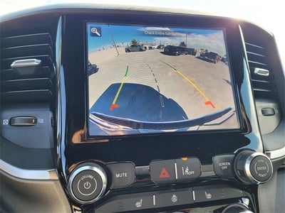 2025 RAM Ram 1500 RAM 1500 BIG HORN CREW CAB 4X4 5'7' BOX