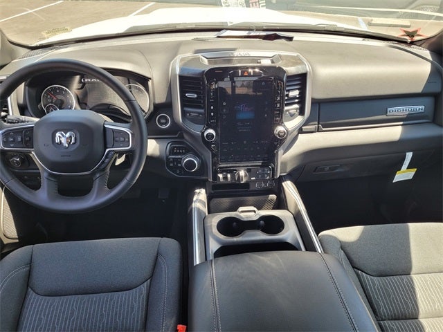 2024 RAM Ram 1500 RAM 1500 BIG HORN CREW CAB 4X4 5'7' BOX