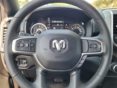 2024 RAM Ram 1500 RAM 1500 BIG HORN CREW CAB 4X4 6'4' BOX