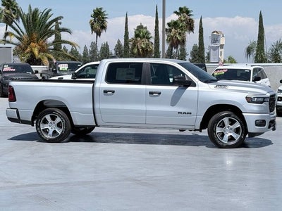 2026 RAM Ram 1500 RAM 1500 EXPRESS CREW CAB 4X4 6'4' BOX