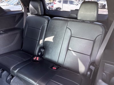 2023 Chevrolet Traverse FWD LT Cloth