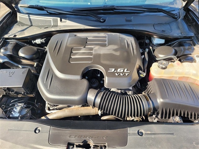 2022 Dodge Charger SXT RWD