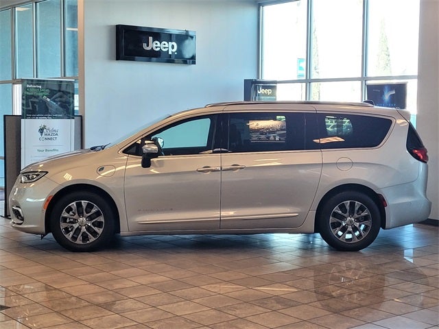 2023 Chrysler Pacifica Hybrid PACIFICA PLUG-IN HYBRID PINNACLE