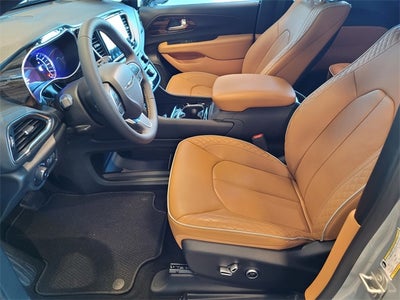 2023 Chrysler Pacifica Hybrid PACIFICA PLUG-IN HYBRID PINNACLE