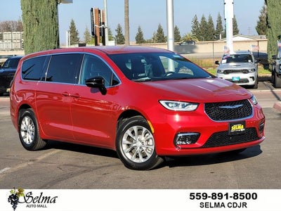 2026 Chrysler Pacifica PACIFICA SELECT AWD