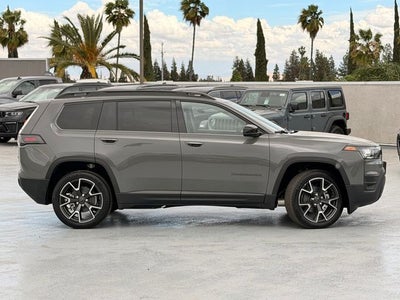 2026 Jeep Cherokee CHEROKEE OVERLAND 4X4
