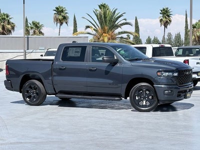 2026 RAM Ram 1500 RAM 1500 EXPRESS CREW CAB 4X4 5'7' BOX