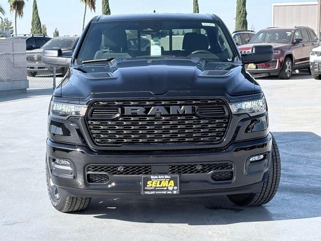 2026 RAM 1500 RAM 1500 EXPRESS CREW CAB 4X4 5'7' BOX