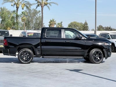2026 RAM 1500 RAM 1500 EXPRESS CREW CAB 4X4 5'7' BOX