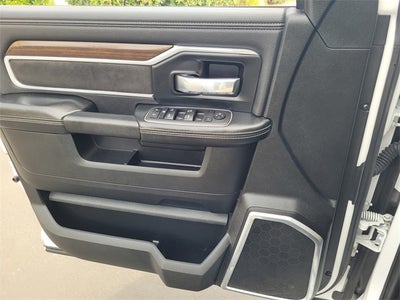 2022 RAM 2500 Laramie Crew Cab 4x4 6'4' Box