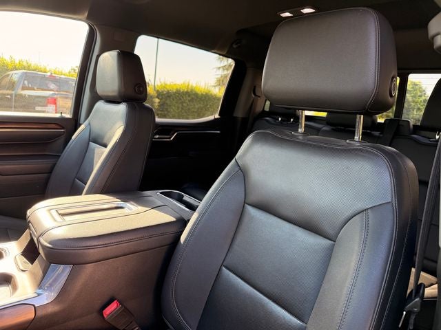 2022 GMC Sierra 1500 4WD Crew Cab Short Box SLT