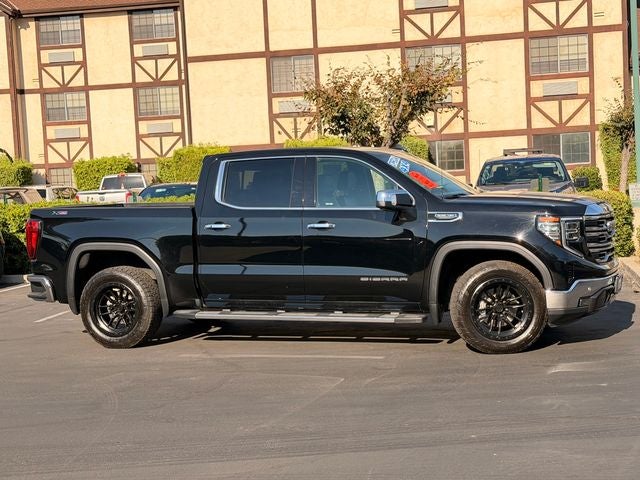 2022 GMC Sierra 1500 4WD Crew Cab Short Box SLT