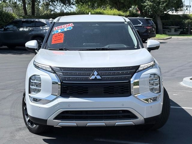 2024 Mitsubishi Outlander SE Black Edition S-AWC