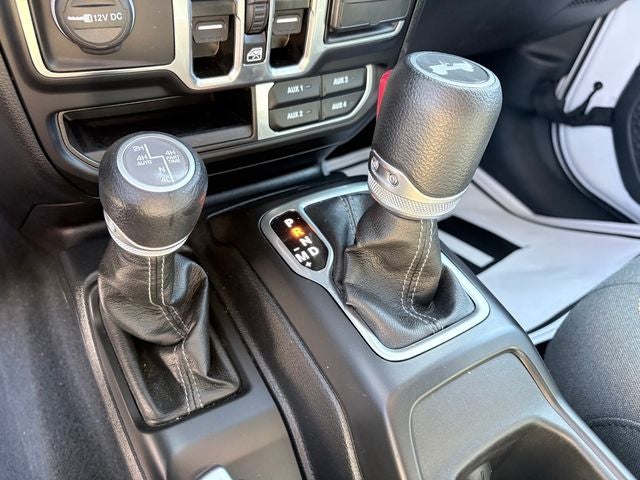2025 Jeep Wrangler Sahara 4xe