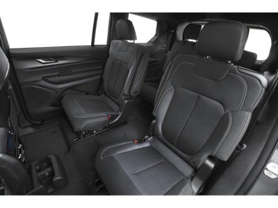 2027 Jeep Grand Cherokee Laredo